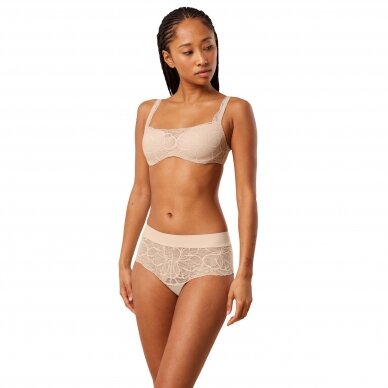 Kelnaitės Body Make-Up Illusion Lace Shorty 00NZ 3